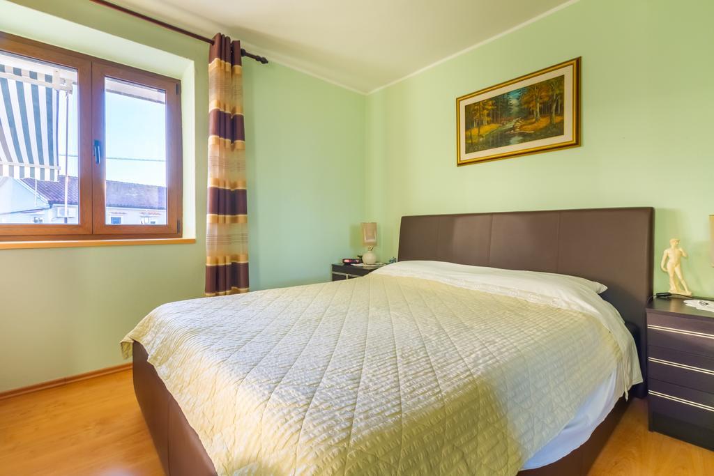 Apartment Manzoni Malinska Luaran gambar